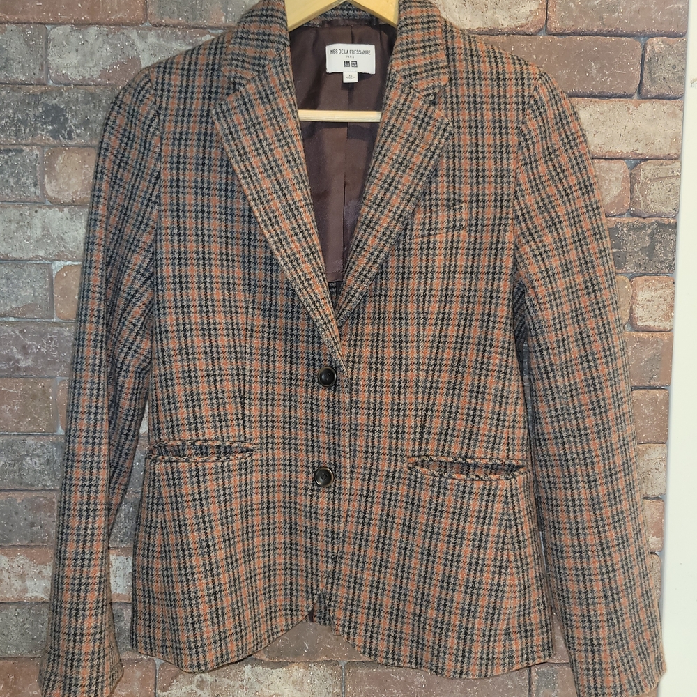 Stylish Plaid Blazer in Brown and Black